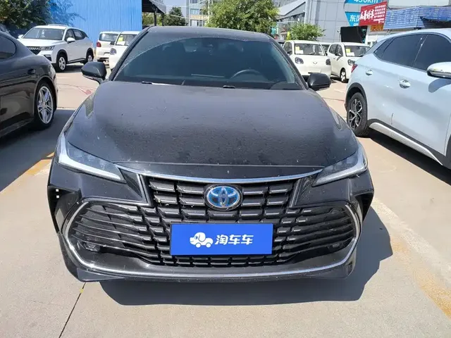 2023 Toyota Avalon Hybrid 2.5L Luxury