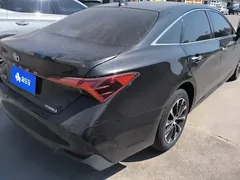 2023 Toyota Avalon Hybrid 2.5L Luxury, чёрный — фото 3