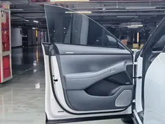 2025 Xiaomi YU7 4WD Max, белый — фото 5