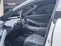 2025 Xiaomi YU7 4WD Max, белый — фото 6