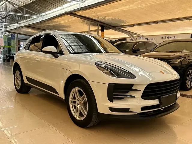 2021 Porsche Macan 2.0T