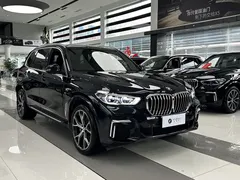 2022 BMW X5 40Li M Sport Package, чёрный — фото 3