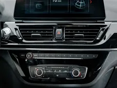 2021 BMW 1 Series 1 125i M, белый — фото 11