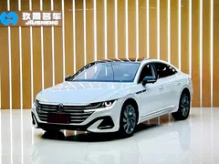 2023 Volkswagen CC 380TSI, белый — фото 1