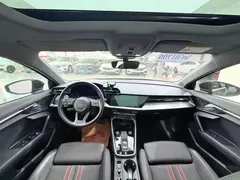 2022 Audi A3 Sportback 35 TFSI Fashion Sport, зелёный — фото 9