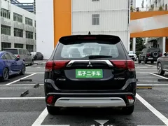 2021 Mitsubishi Outlander 2.0L 2WD 5, чёрный — фото 24
