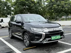 2021 Mitsubishi Outlander 2.0L 2WD 5, чёрный — фото 25