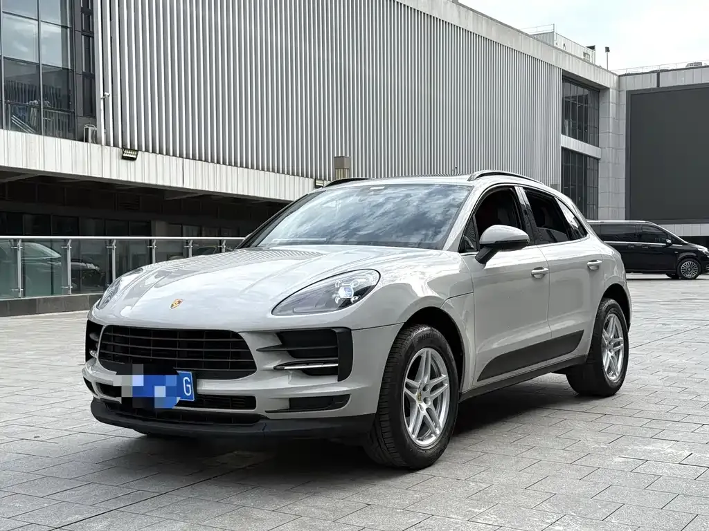2021 Porsche Macan 2.0T