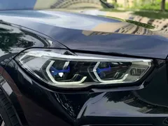 2022 BMW X5 M, чёрный — фото 3