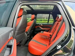 2022 BMW X5 M, чёрный — фото 12