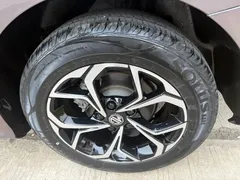 2023 MG MG5 180DVVT CVT Luxury — фото 9