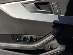2022 Audi A4L 40 TFSI Luxury Sport, белый — фото 12