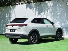 2023 Honda Vezel 1.5L CVT Pioneer, белый — фото 4