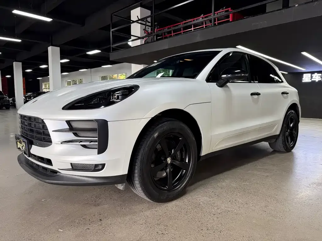 2021 Porsche Macan 2.0T