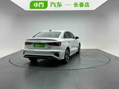 2023 Audi A3L Limousine 35 TFSI, белый — фото 6