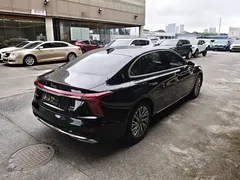 2023 Hongqi H5 2.0T AT, чёрный — фото 15