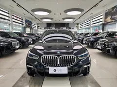 2022 BMW X5 30Li Premium M Sport Package, чёрный — фото 2