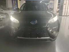 2020 Toyota Wildlander Hybrid 2.5L E-CVT 4WD Luxury, чёрный — фото 2