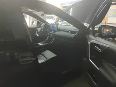 2020 Toyota Wildlander Hybrid 2.5L E-CVT 4WD Luxury, чёрный — фото 8