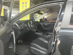 2020 Toyota Wildlander Hybrid 2.5L E-CVT 4WD Luxury, чёрный — фото 9