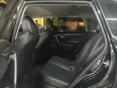 2020 Toyota Wildlander Hybrid 2.5L E-CVT 4WD Luxury, чёрный — фото 11