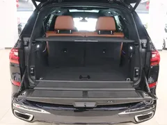2022 BMW X7 xDrive40i M, чёрный — фото 22