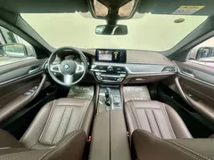 2022 BMW 5 Series 5 530Li M — фото 6
