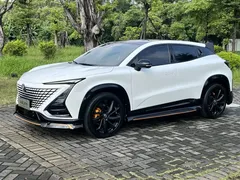 2022 Changan UNI-T 1.5T Sport Premium, белый — фото 1