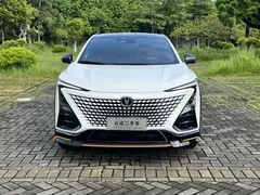 2022 Changan UNI-T 1.5T Sport Premium, белый — фото 2