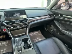 2022 Honda Accord Hybrid 2.0L, белый — фото 7