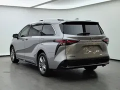 2021 Toyota Sienna 2.5L Hybrid Platinum — фото 6