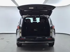 2021 Toyota Sienna 2.5L Hybrid Platinum — фото 11