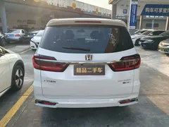 2022 Honda Odyssey 2.0L e:HEV, белый — фото 6