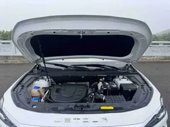 2022 Jetour X70 PLUS 1.5T CVT 7-seat, белый — фото 19