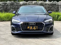 2022 Audi A5 Sportback 40 TFSI, синий — фото 2