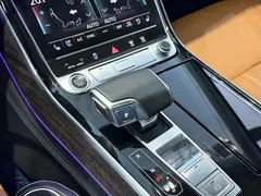 2021 Audi A8L 60 TFSI quattro, чёрный — фото 9