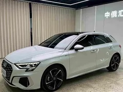 2022 Audi A3 Sportback 35 TFSI, белый — фото 2