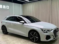 2022 Audi A3 Sportback 35 TFSI, белый — фото 4