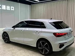 2022 Audi A3 Sportback 35 TFSI, белый — фото 5
