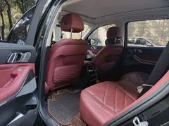 2022 BMW X5 30Li M, чёрный — фото 4