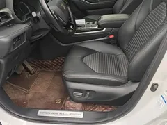 2021 Toyota Crown Kluger 2.5L HEV 4WD Luxury, белый — фото 9