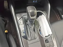 2021 Toyota Crown Kluger 2.5L HEV 4WD Luxury, белый — фото 16