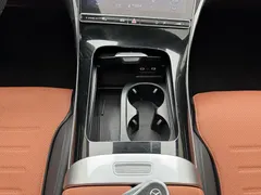 2023 Mercedes-Benz C-Class C 200 L Sport, белый — фото 16
