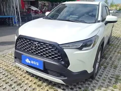 2022 Toyota Corolla Cross 2.0L, белый — фото 1