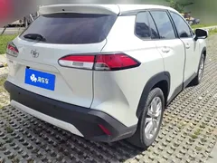 2022 Toyota Corolla Cross 2.0L, белый — фото 3