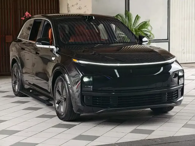 2024 Li Auto L8