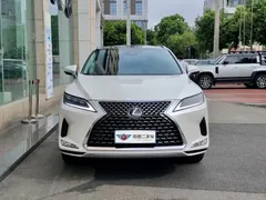 2020 Lexus RX 300 4WD, белый — фото 2