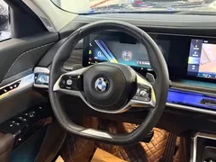 2023 BMW 7 735Li, чёрный — фото 5