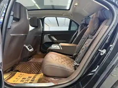 2023 BMW 7 735Li, чёрный — фото 12