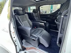 2021 Toyota Vellfire 2.5L Hybrid HV Luxury, белый — фото 19
